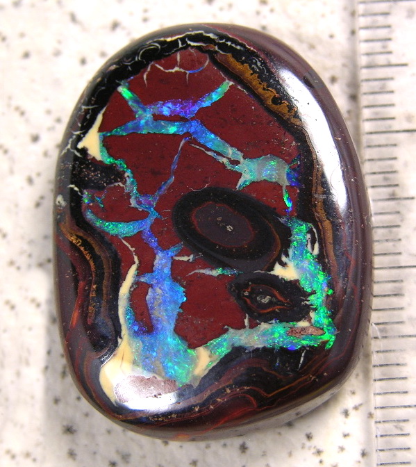 Nut-Opals