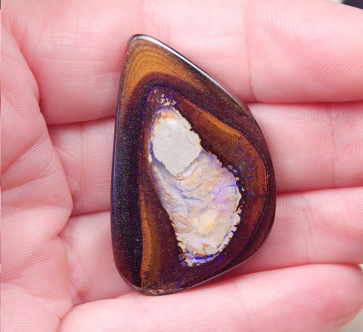 Koroit-Nut-Opal - Video