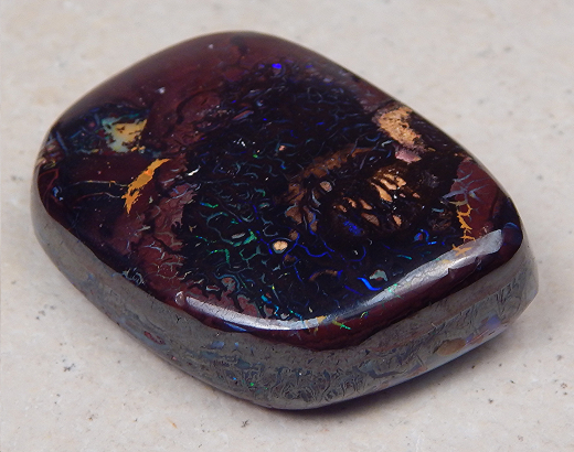 Koroit-Nut-Opal - Video