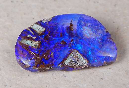 Sehr schönes Opalisiertes- Holz - Video