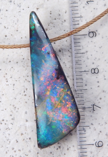 Gem Boulder-Opal am Band - Video