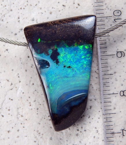 Boulder Opal am Band - Video