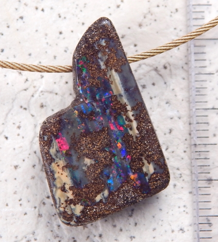 Boulder Opal am Band - Video