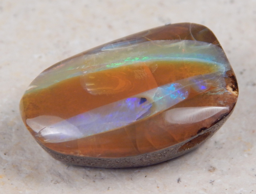 Boulder Opal am Band - Video