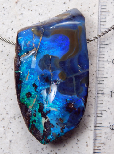 Boulder Opal am Band - Video