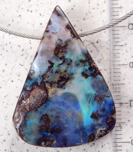 Boulder Opal am Band - Video