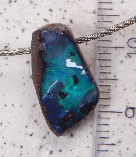 Boulder Opal am Band - Video