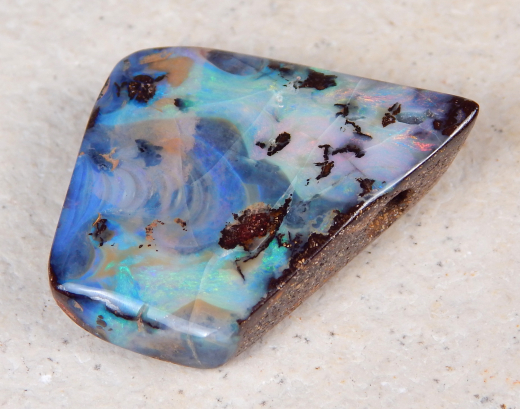 Boulder Opal am Band - Video