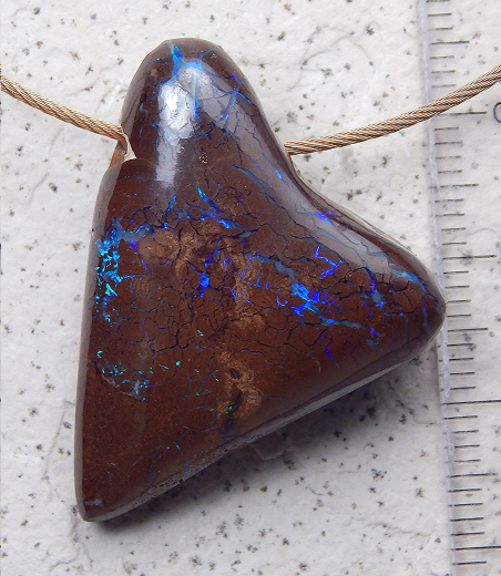Boulder Opal am Band - Video