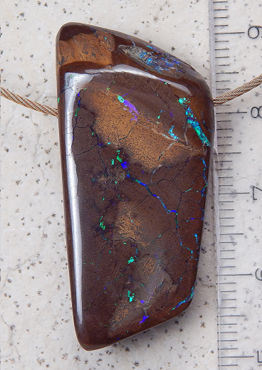 Boulder Opal am Band - Video