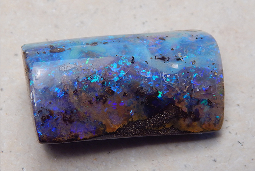 Boulder Opal am Band - Video