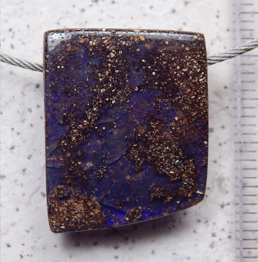 Boulder Opal am Band - Video