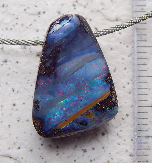 Boulder Opal am Band - Video