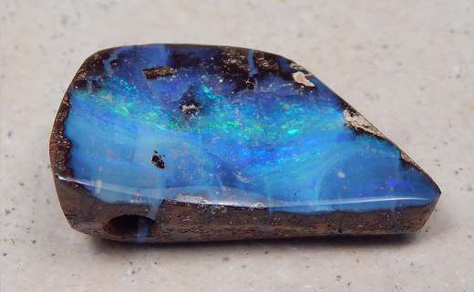 Boulder Opal am Band - Video