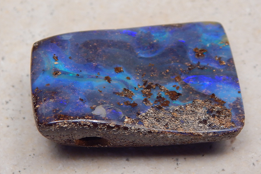 Boulder Opal am Band - Video