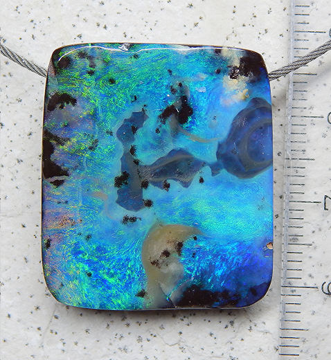 Boulder Opal am Band - Video