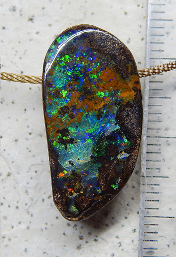 Boulder Opal am Band - Video