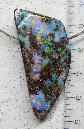 Boulder Opal am Band - Video