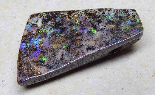 Boulder Opal am Band - Video