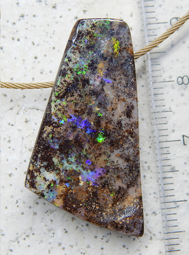 Boulder Opal am Band - Video