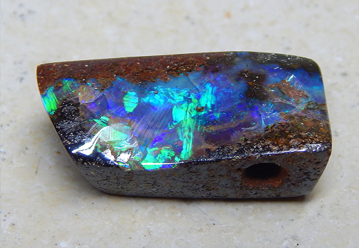 Boulder Opal am Band - Video