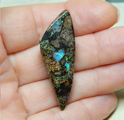 Boulder Opal am Band - Video