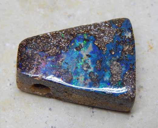 Boulder Opal am Band - Video