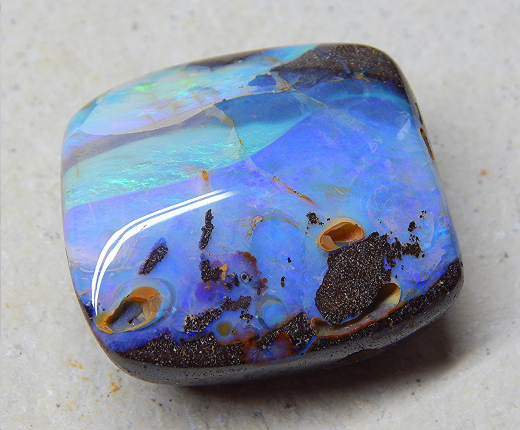 Boulder Opal am Band - Video