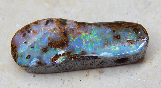 Boulder Opal am Band - Video