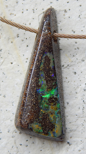 Boulder Opal am Band - Video