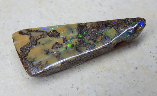 Boulder Opal am Band - Video