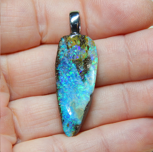 Gem Boulderopal mit 925 SS Öse - Video