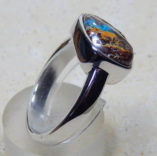 Designer Boulder Ring in 925 SS - Video