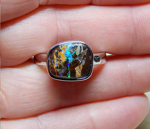 Designer Boulder Ring in 925 SS - Video