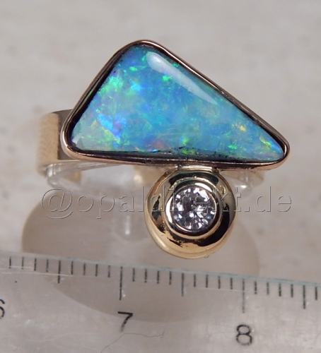Opalring in 585 GG - Video