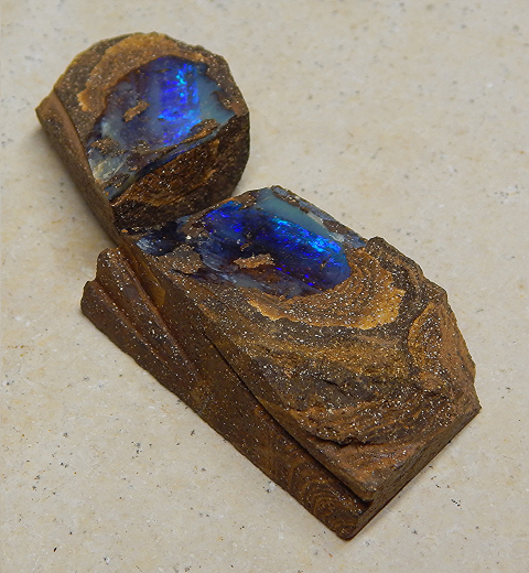 Roh-Boulderopal-Pärchen - Video