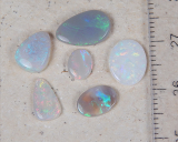 Parcel mit 6 Opalen aus Lightning Ridge