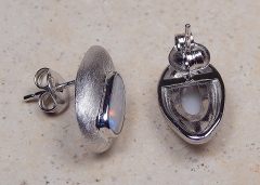 Weißopal- Ohrstecker 925 SS