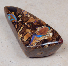 Koroit-Nut-Opal - Video