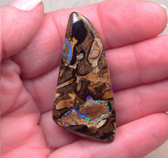Koroit-Nut-Opal - Video