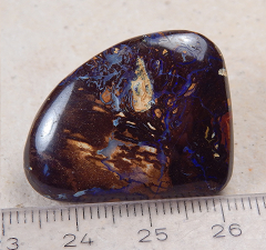 Koroit-Nut-Opal - Video