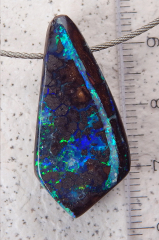 Boulder Opal am Band - Video