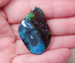 Boulder Opal am Band - Video