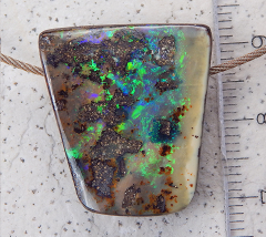 Boulder Opal am Band - Video