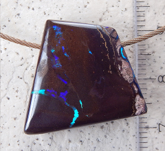 Boulder Opal am Band - Video