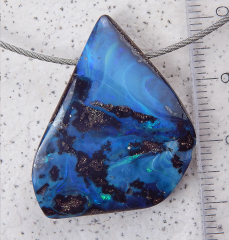 Boulder Opal am Band - Video