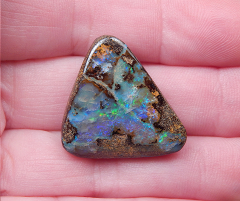 Boulder Opal am Band - Video