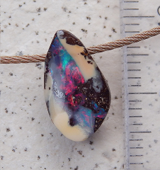 Boulder Opal am Band - Video