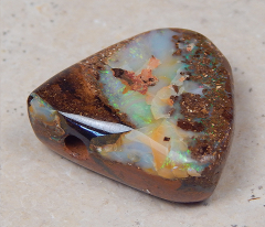 Boulder Opal am Band - Video