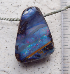 Boulder Opal am Band - Video